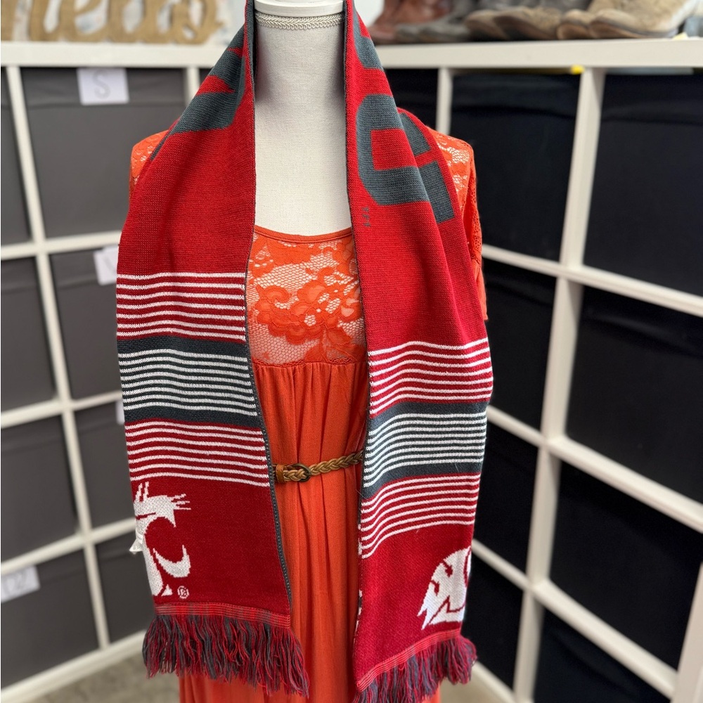WSU Wazzu Cougars Gray and Crimson Red Fringe Knit Scarf - Picture 2 of 3